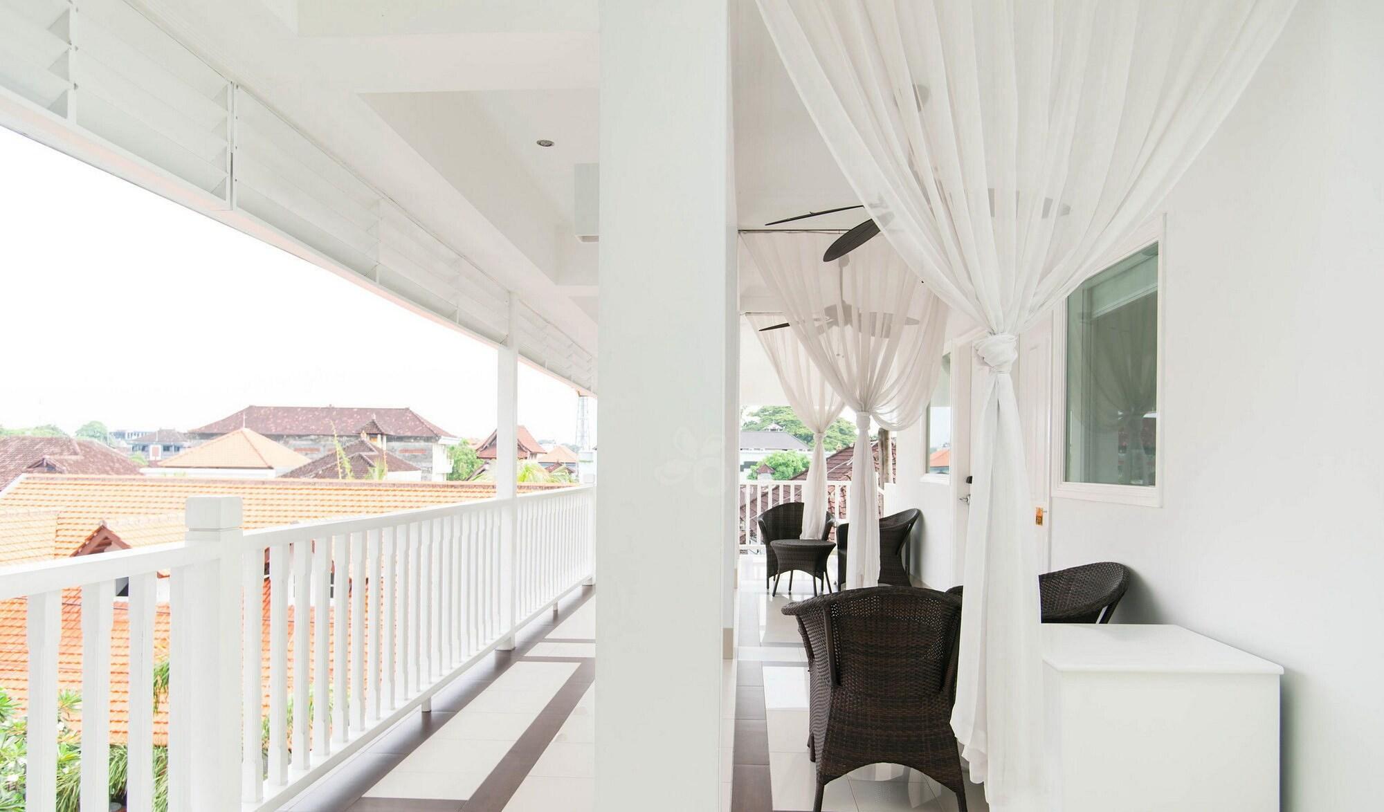 Legian Samsara Inn מראה חיצוני תמונה
