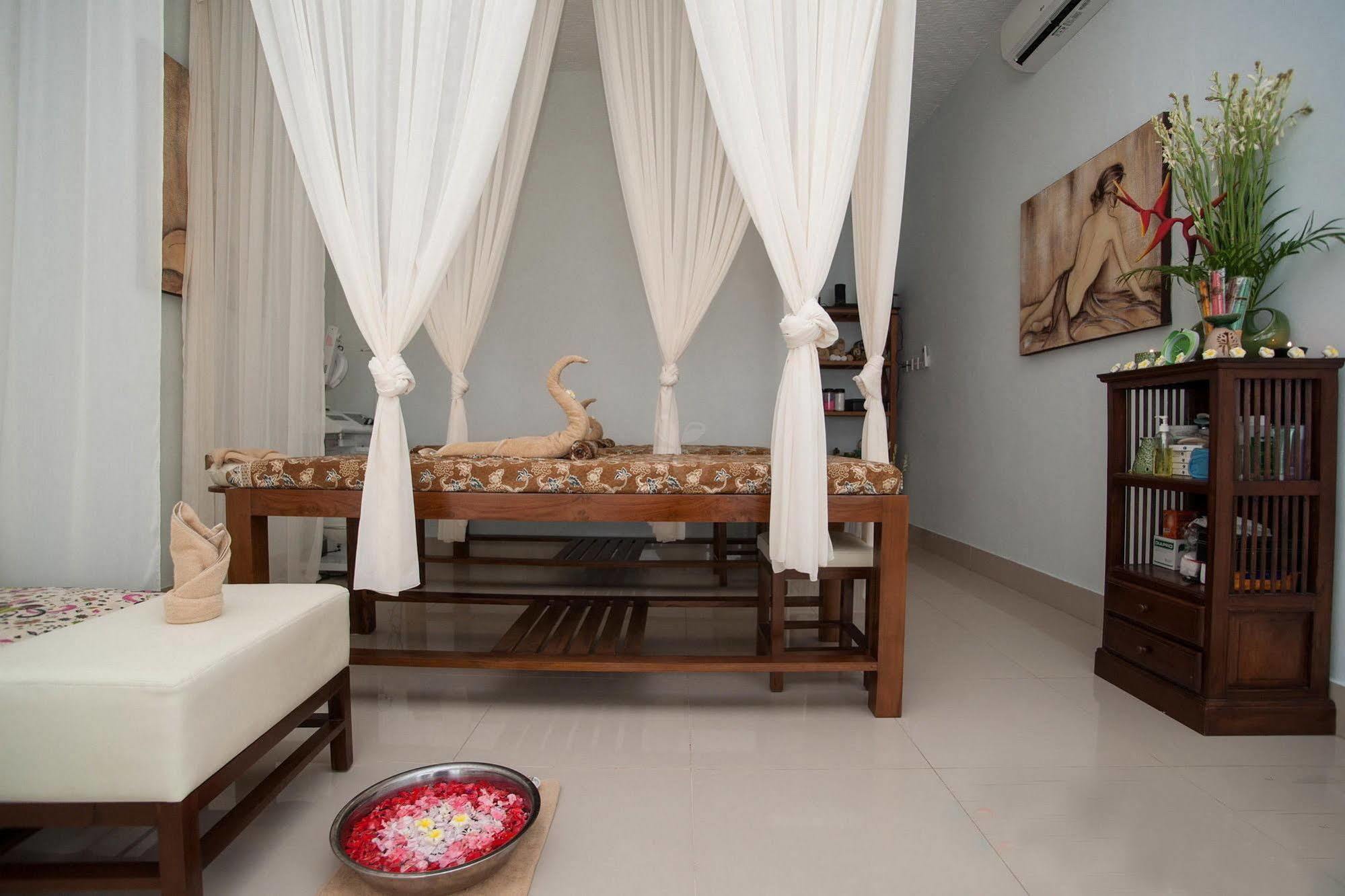 Legian Samsara Inn מראה חיצוני תמונה